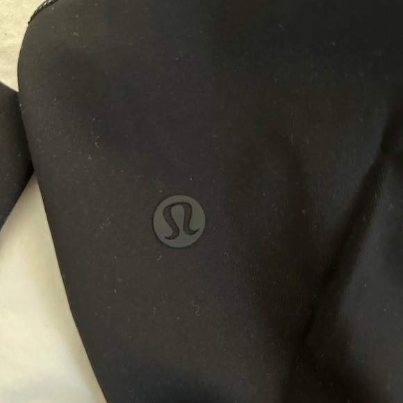 Lululemon Wunder Under Leggings - Picture 3 of 3